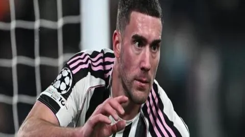 Cinderia大乐透期号专家质合分析推荐前区十码攻略